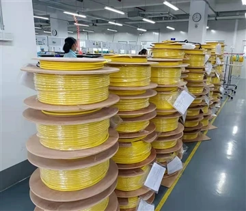 Sợi quang suy hao cực thấp là chìa khóa của truyền thông an toàn lượng tử đườ...